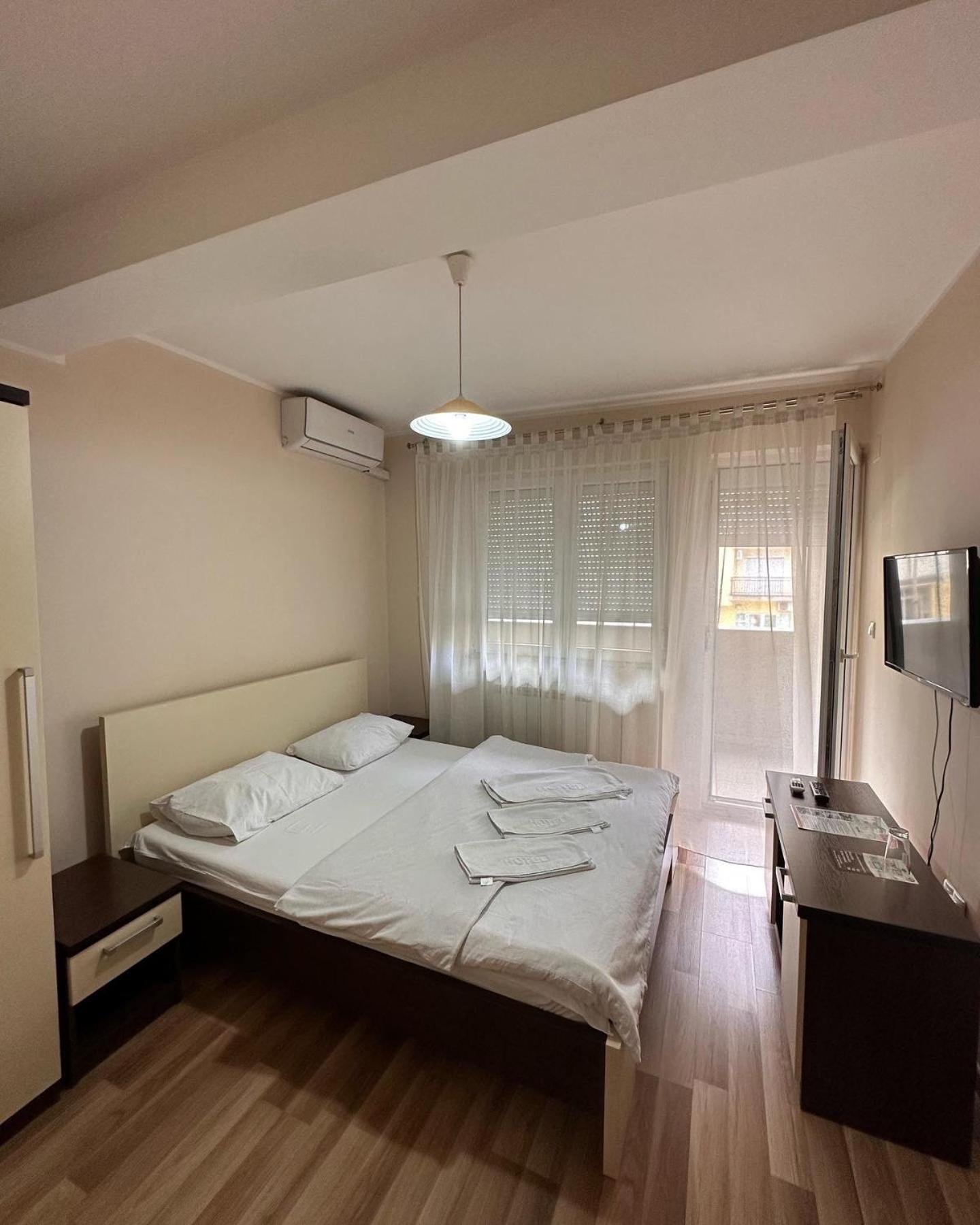 Motel Centar Bijeljina Extérieur photo