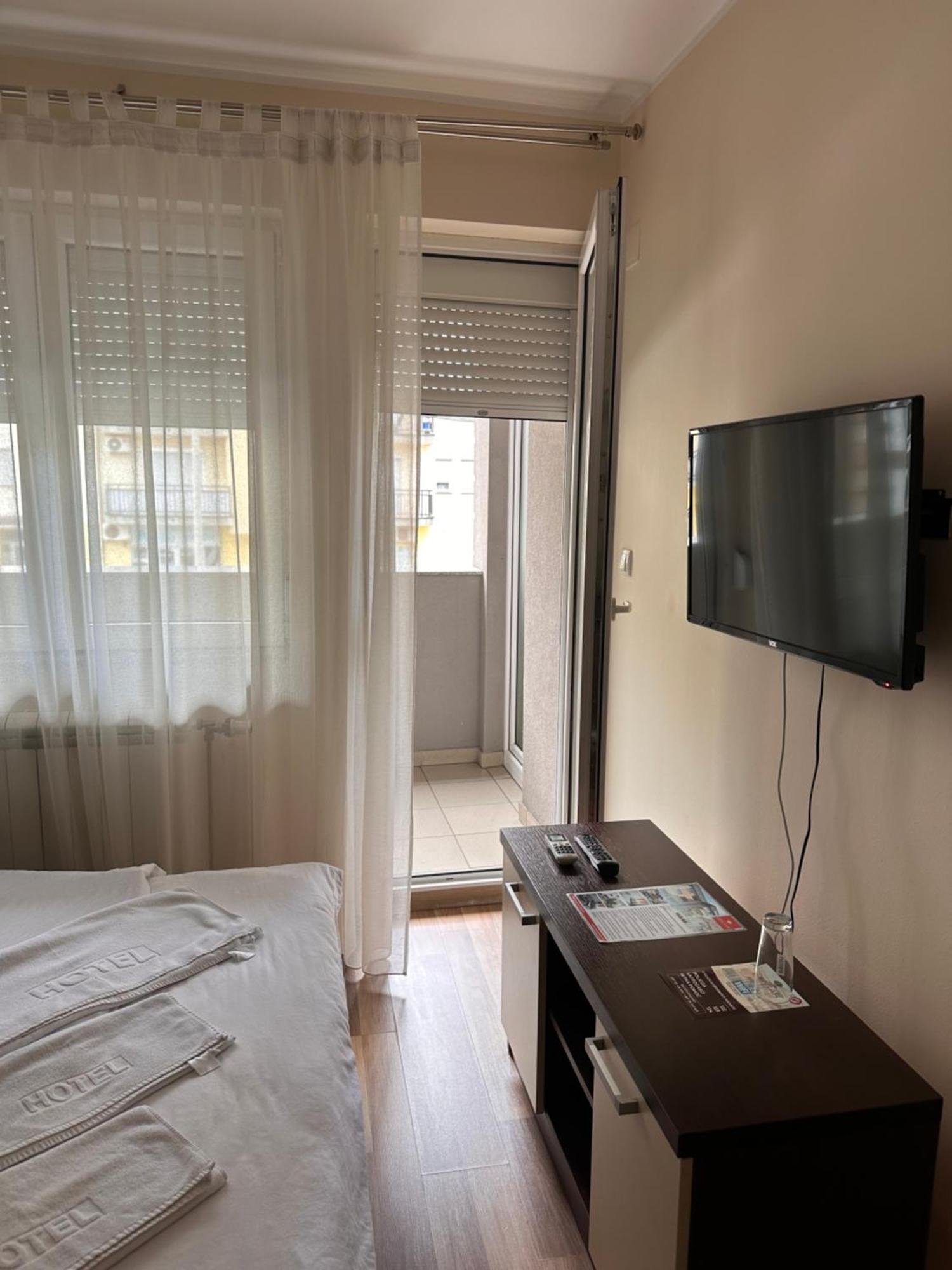 Motel Centar Bijeljina Extérieur photo